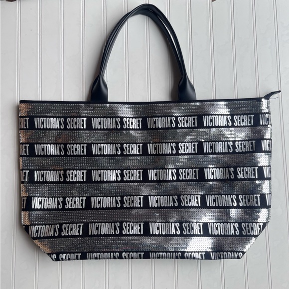 Victoria’s Secret Silver Logo Tote Bag – Limited Edition VS Fashion Show Style - Picture 1 of 6